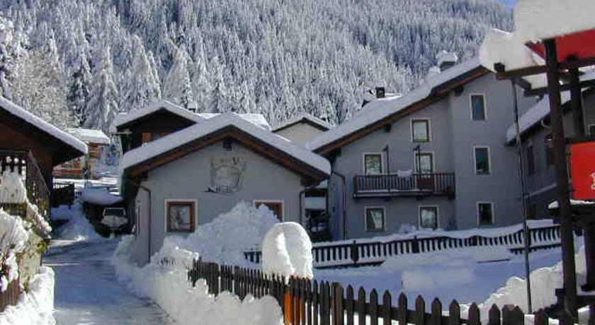 Meuble Lo Miete Viei Hotel Champoluc Cameră foto